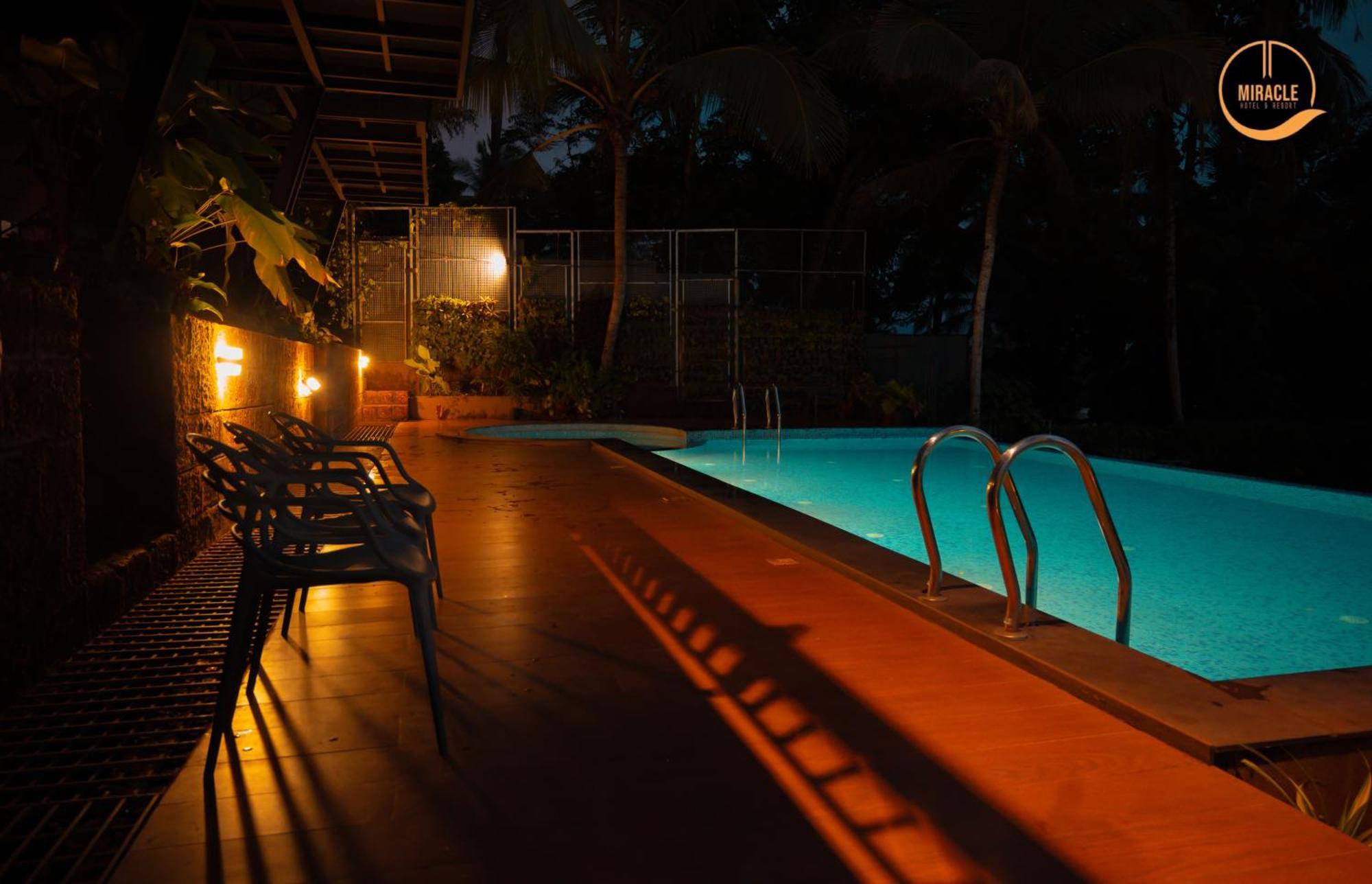 Miracle Hotel And Resorts 科泽科德 外观 照片